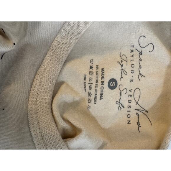 Taylor Swift Speak Now Taylor’s Version Castle Graphic Tee Shirt Size Small - Picture 3 of 4